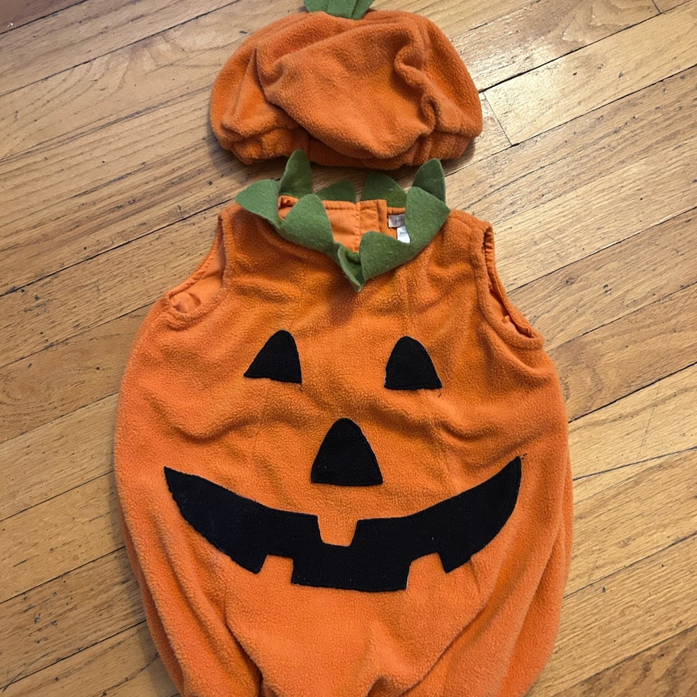 Pottery Barn Kids Pumpkin Costume for Kids - Orange and Black